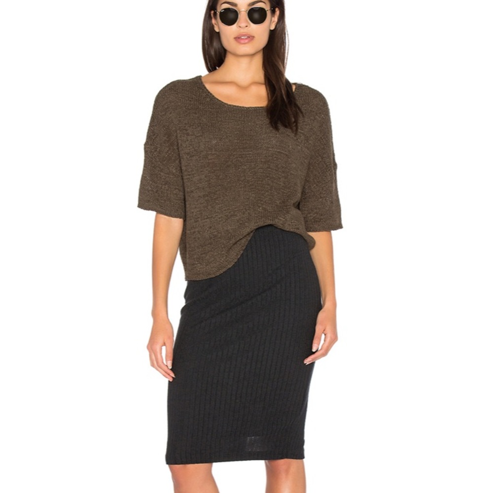 BRAND NEW! Black Bella Luxx Crop Sweater!